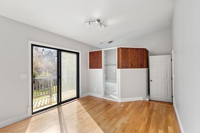 23-25 Putnam St, Salem, MA 01970