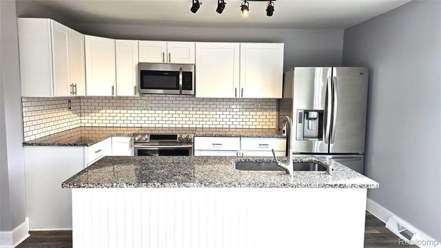 5080 Chilson Road, Genoa Township, MI 48843