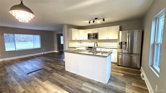 5080 Chilson Road, Genoa Township, MI 48843