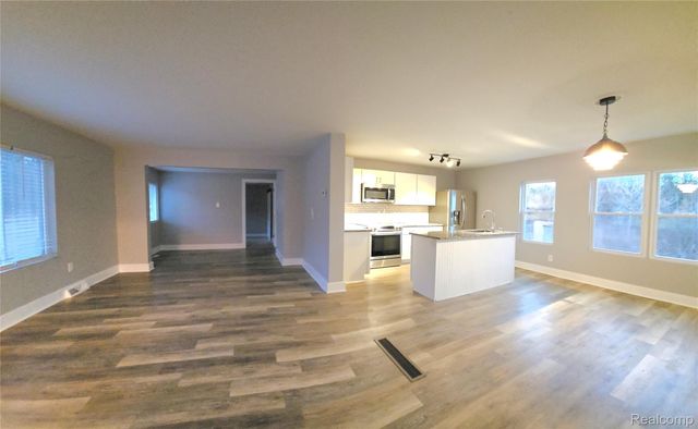 5080 Chilson Road, Genoa Township, MI 48843