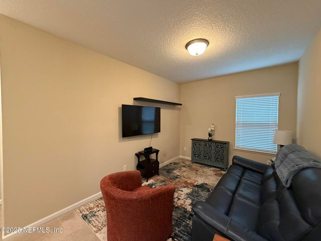 7292 CLAREMONT CREEK Drive, Jacksonville, FL 32222