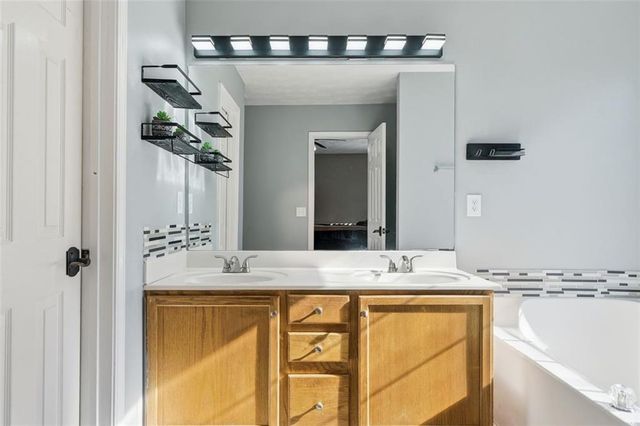 8675 Bayhill Drive, Gainesville, GA 30506