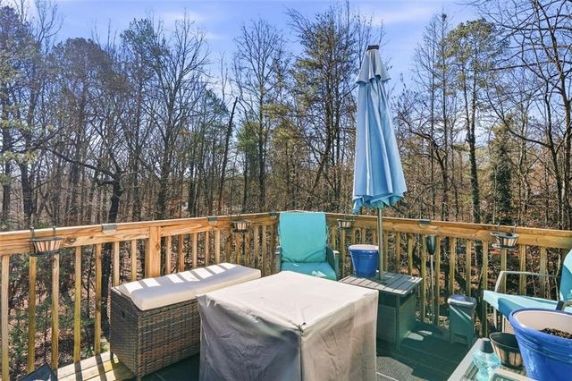 8675 Bayhill Drive, Gainesville, GA 30506