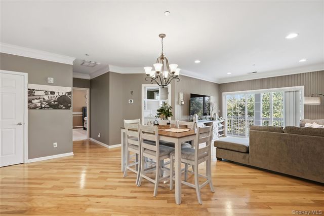 204 Saratoga Lane, Fishkill, NY 12524