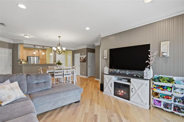 204 Saratoga Lane, Fishkill, NY 12524