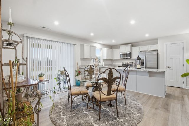 1804 Gunnison Drive, Greenfield, IN 46140