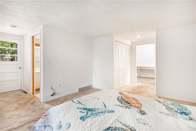 1580 Anderson Rd, Shaler, PA 15209