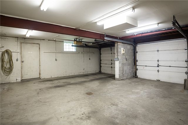 1580 Anderson Rd, Shaler, PA 15209