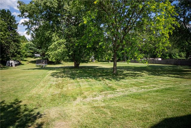 1580 Anderson Rd, Shaler, PA 15209