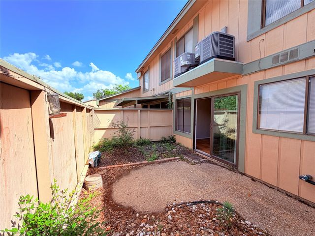9611 Blue Creek LN, Austin, TX 78758