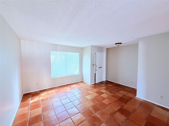 9611 Blue Creek LN, Austin, TX 78758