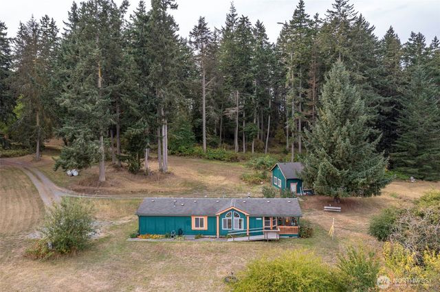 238 W Green Valley Road, Oak Harbor, WA 98277