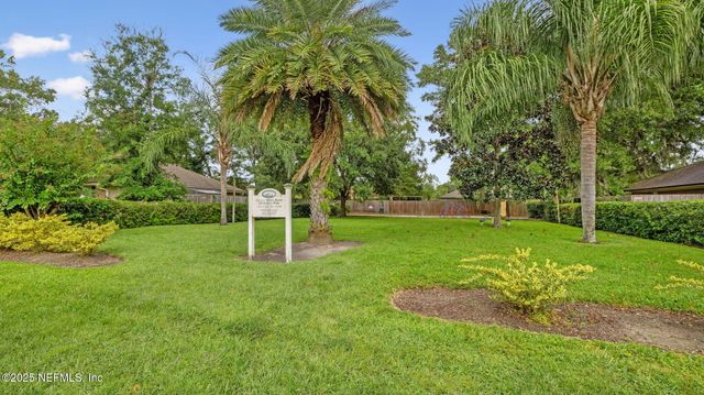 4437 HOLLYGATE Court, Jacksonville, FL 32258