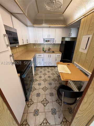 2025 NE 164th St 707, North Miami Beach, FL 33162