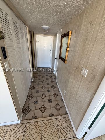 2025 NE 164th St 707, North Miami Beach, FL 33162
