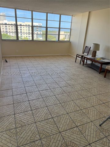 2025 NE 164th St 707, North Miami Beach, FL 33162