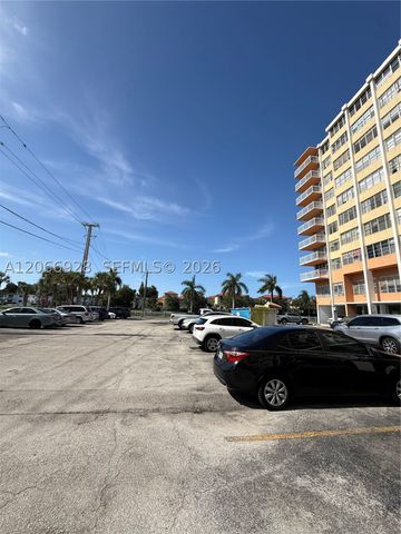2025 NE 164th St 707, North Miami Beach, FL 33162