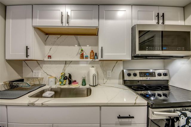 2544 1ST STREET 107, Fort Myers, FL 33901