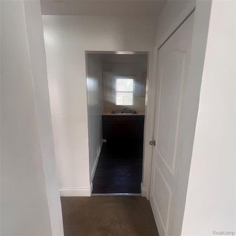 19700 Teppert Street, Detroit, MI 48234