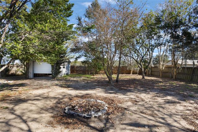 540 FERN AVENUE, Tavares, FL 32778