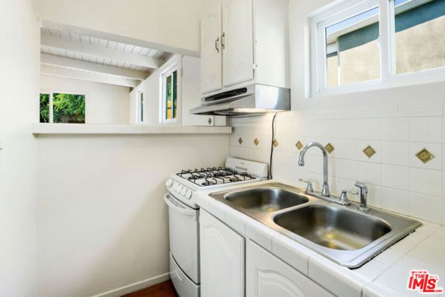 3467 Veteran Avenue, Los Angeles, CA 90034