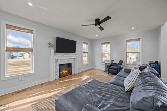 221 Old Hickory Drive, Raleigh, NC 27603