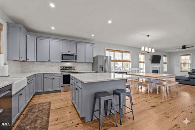 221 Old Hickory Drive, Raleigh, NC 27603