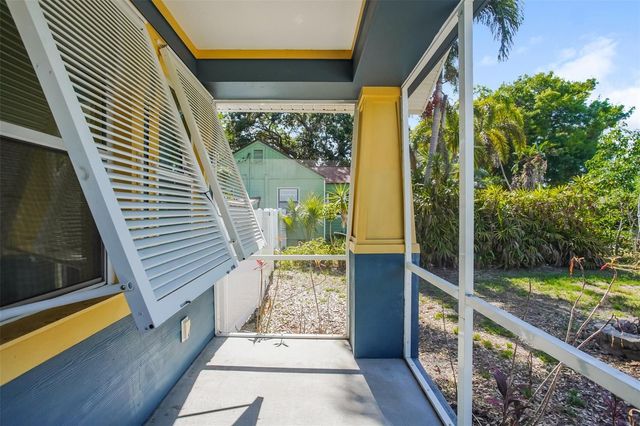 1922 20TH AVENUE N, St Petersburg, FL 33713