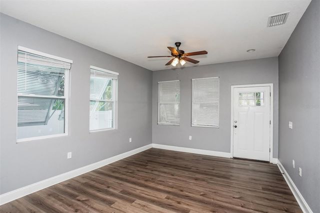 1922 20TH AVENUE N, St Petersburg, FL 33713