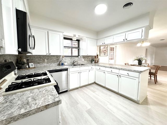 5510 Nina Lee Lane, Houston, TX 77092