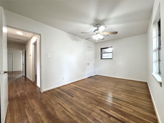 5510 Nina Lee Lane, Houston, TX 77092