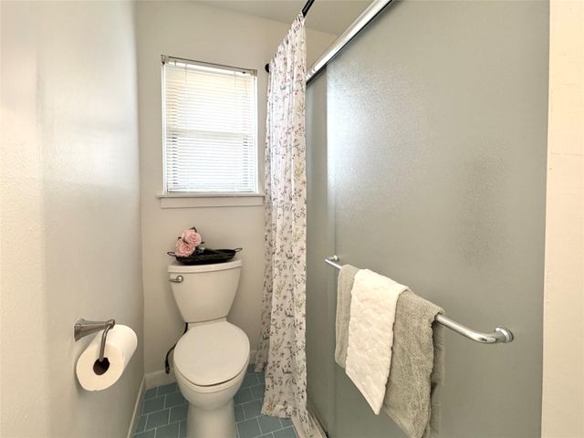 5510 Nina Lee Lane, Houston, TX 77092