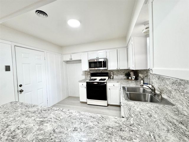 5510 Nina Lee Lane, Houston, TX 77092