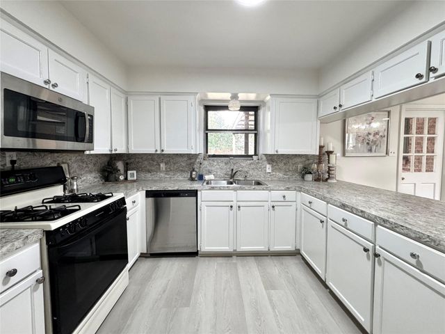 5510 Nina Lee Lane, Houston, TX 77092