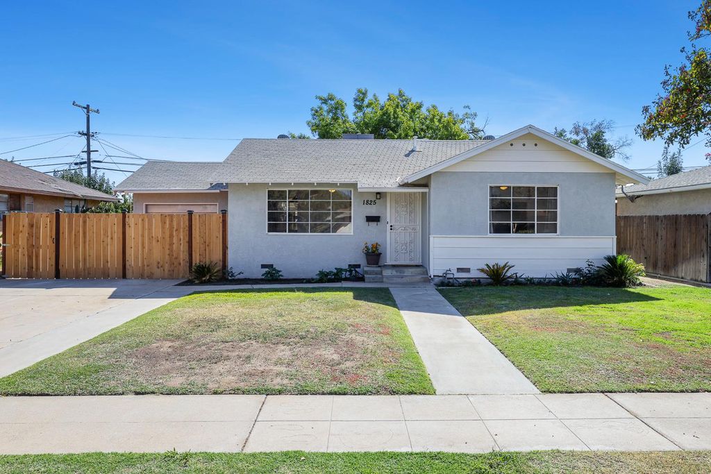 Image 1 of property listing at 1825 W Griffith Way, Fresno, CA 93705