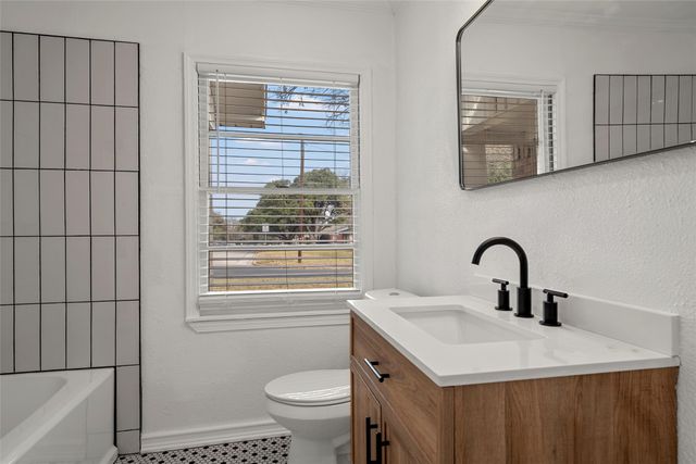 916 N 43rd Street, Waco, TX 76710