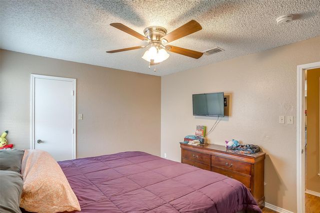 1025 Irene Street, Burleson, TX 76028
