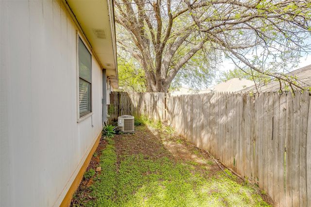 1025 Irene Street, Burleson, TX 76028