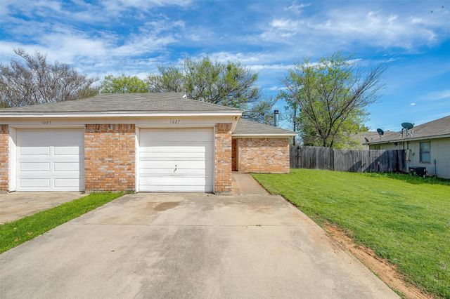 1025 Irene Street, Burleson, TX 76028
