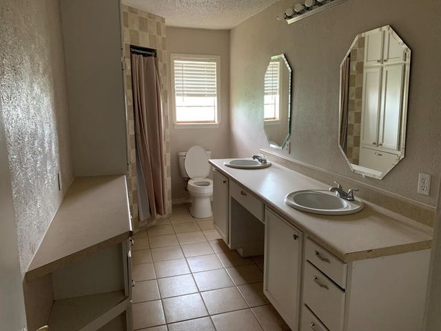 901 E County Rd 140, Midland, TX 79706