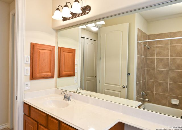 26319 Tuscan Mdw, San Antonio, TX 78261