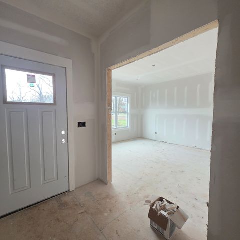 1725 Powell Rd, Clarksville, TN 37043