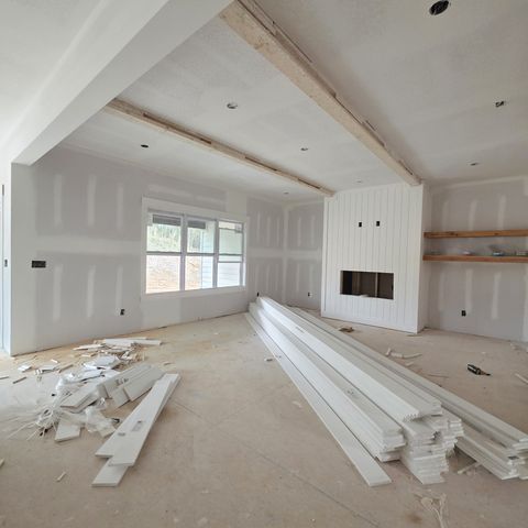 1725 Powell Rd, Clarksville, TN 37043