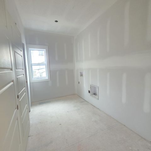 1725 Powell Rd, Clarksville, TN 37043