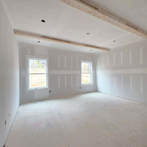 1725 Powell Rd, Clarksville, TN 37043