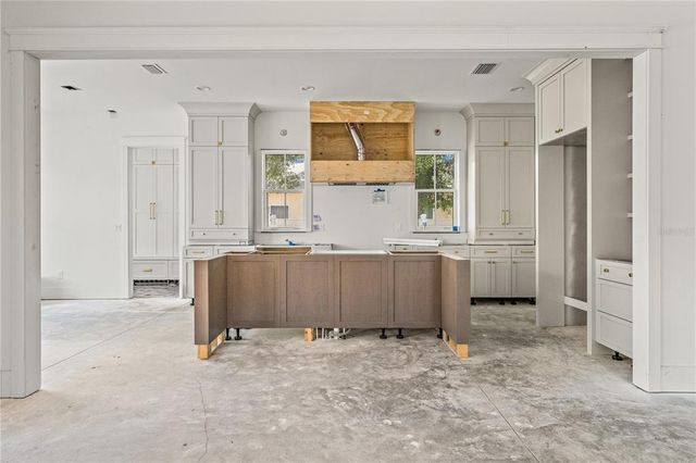 116 19TH AVENUE SE, St Petersburg, FL 33705