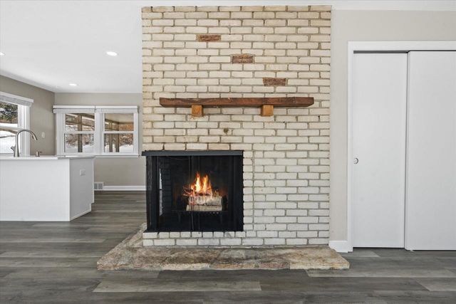 W191S7367 Shore LANE, Muskego, WI 53150