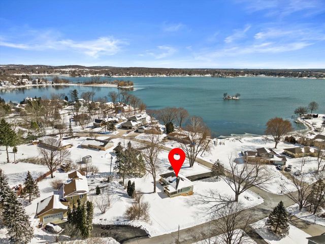 W191S7367 Shore LANE, Muskego, WI 53150