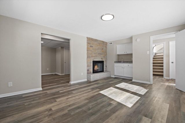 W191S7367 Shore LANE, Muskego, WI 53150