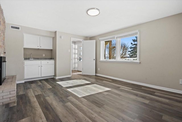 W191S7367 Shore LANE, Muskego, WI 53150